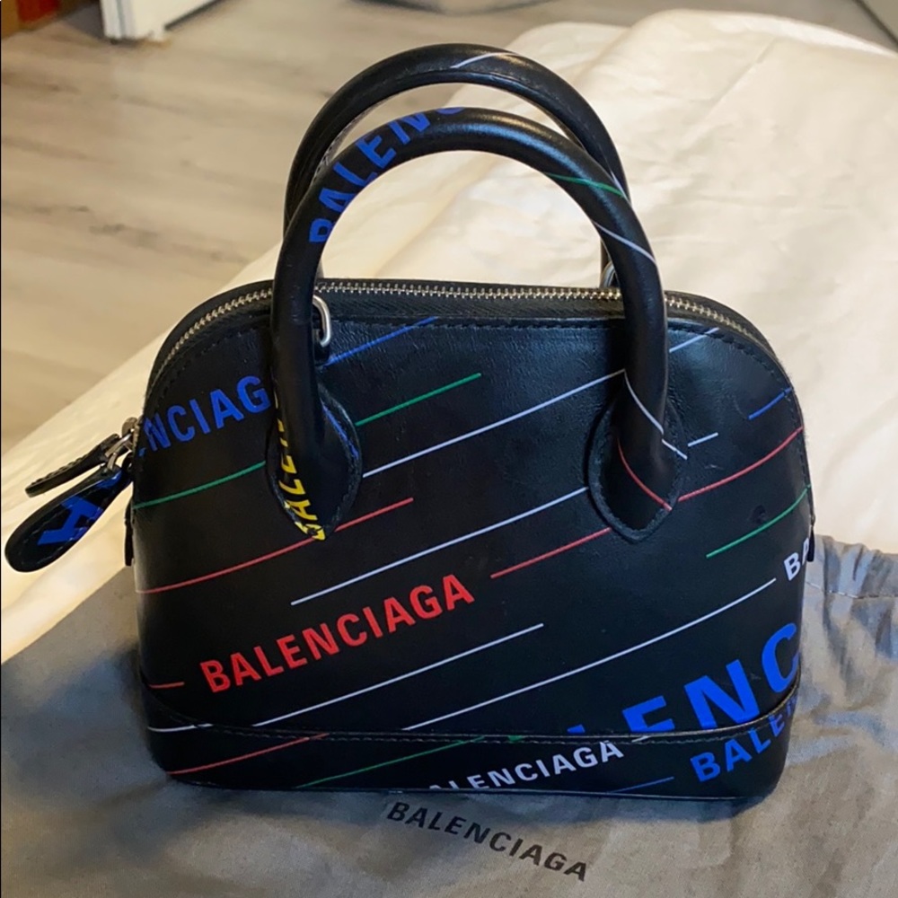 Balenciaga Valle XS - Picture 2 of 4